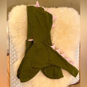 Cutest little dinosaur sweatshirt. scalloped sides, army green, soft pink spine